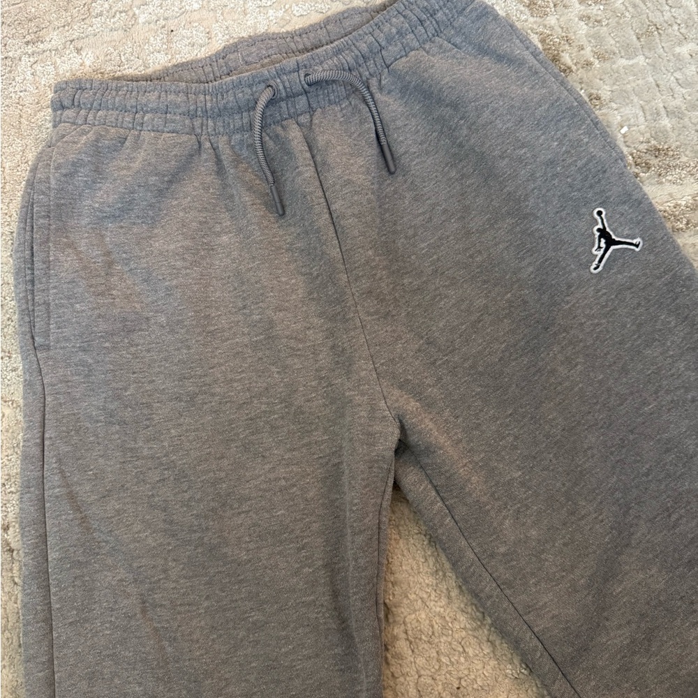 NIKE Jordan YOUTH Gray Sweatpants XL